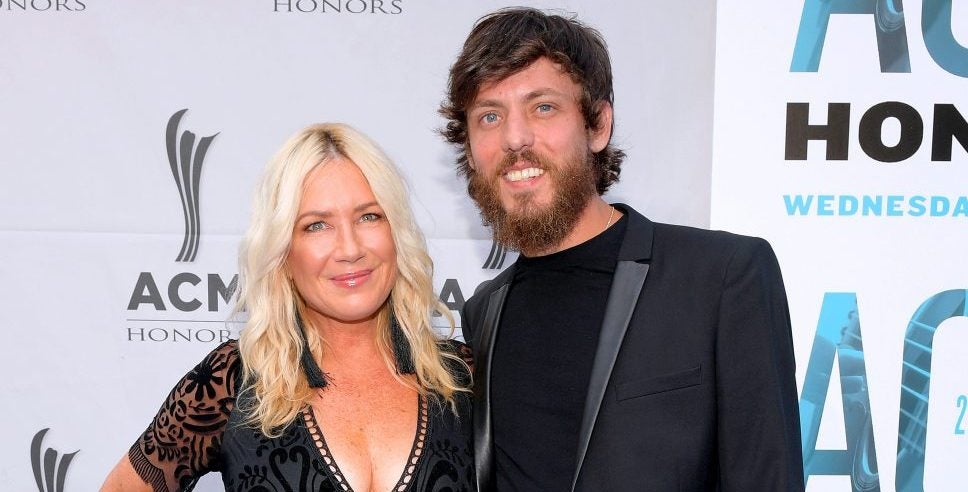 Chris Janson's COVID-19 Quarantine Means 'Family Time'