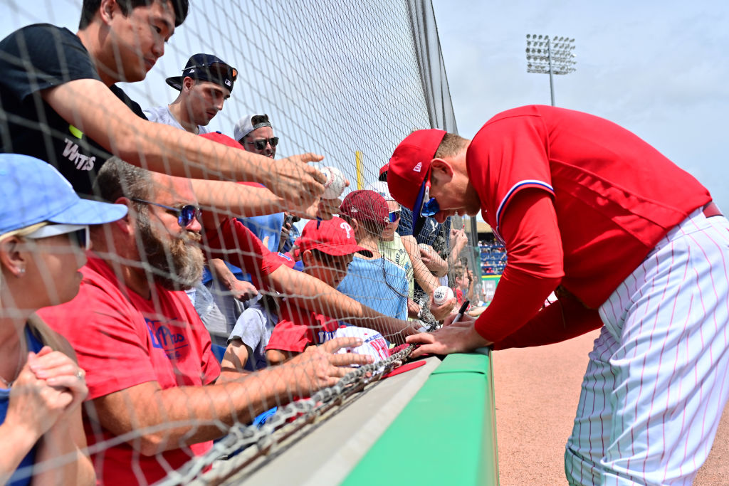 First Look: Phillies new Spring Training/batting practice hats