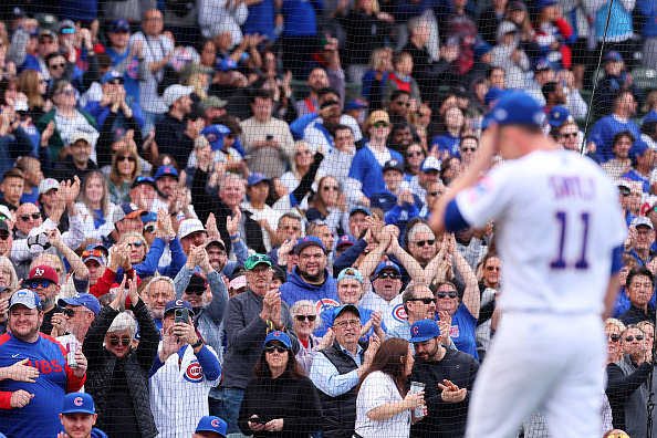 Dodgers Fan Catches Foul Ball While Holding His Baby and a Beer