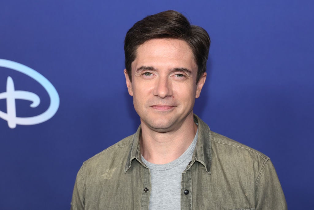 Topher Grace - 92.5 XTU