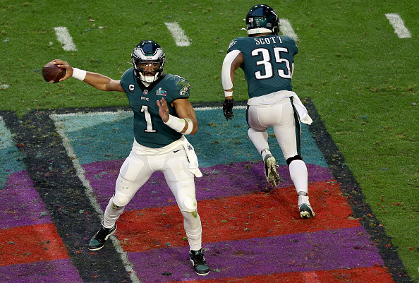 Eagles: Jalen Hurts has picture of him losing Super Bowl as lockscreen