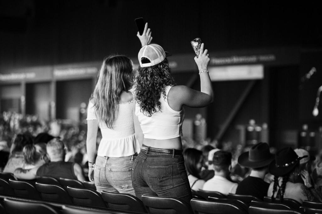 Sam Hunt at Freedom Mortgage Pavilion